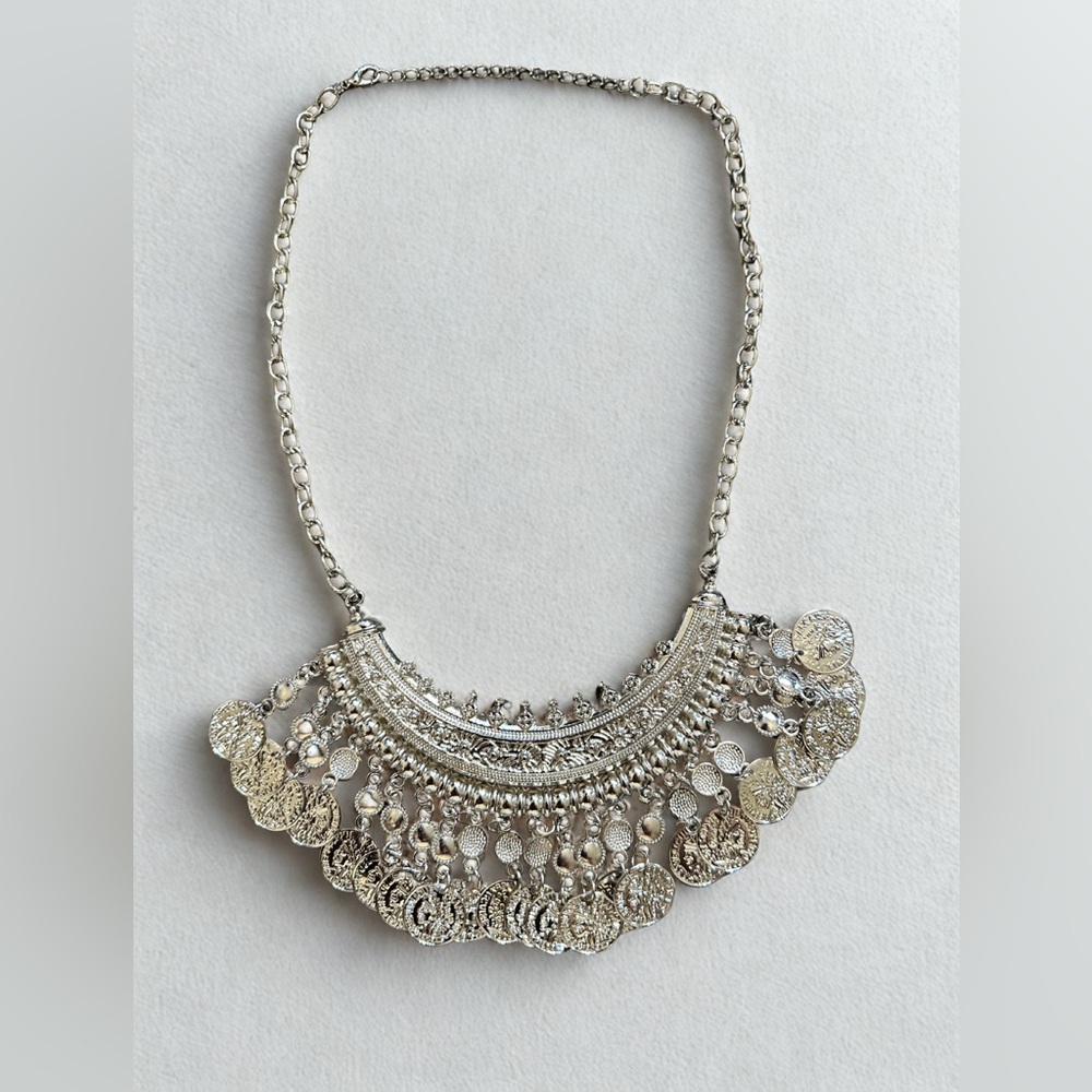 Elegant Silver Necklace